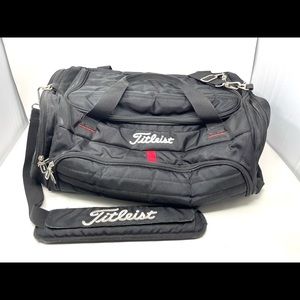 Titleist Essential Duffle Gym Workout Bag Golf Travel Embroidered Logo Classic